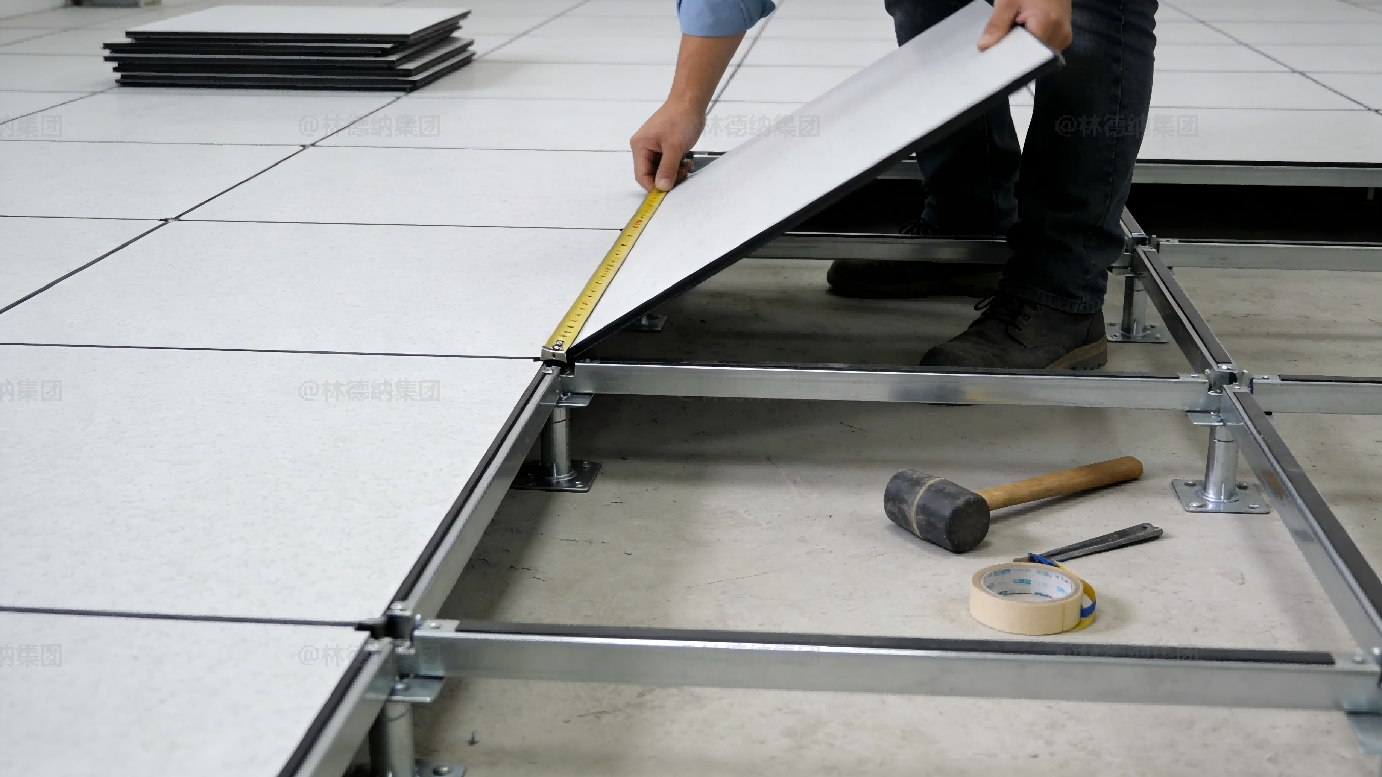 静电地板施工全过程 林德纳